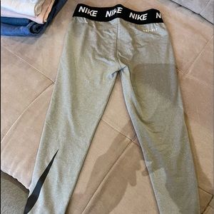 Nike dri fit leggings
